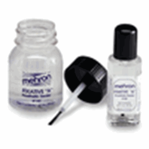 Picture of Mehron Fixative A" 1oz with brush"